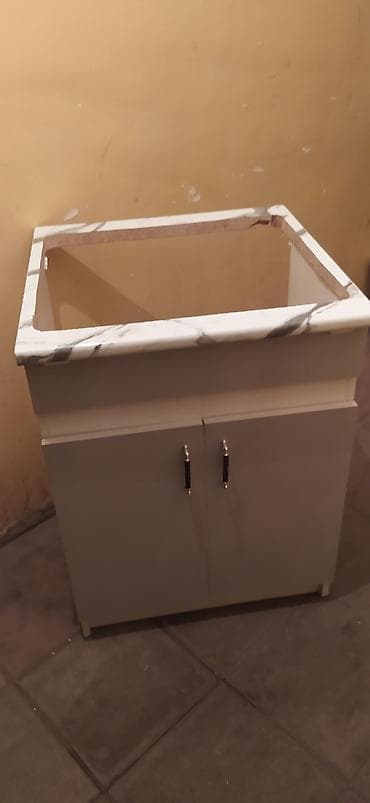 Mətbəx/Qabaltı dolabı – mərmər naxışlı üst panel çərçivəsi ilə - Tip
