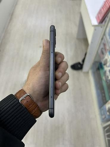 iphone 112: IPhone 11, 64 GB, Qara — 3