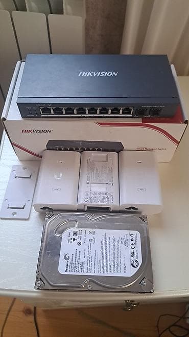 Kompüter ehtiyyat hissələri: Hikvision DS-3E1510P-SI Smart Gigabit PoE Switch + Ubiquiti 48V — 2