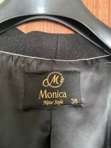 qadın üçün toxunma kardiqanlar: Qadın palto - Uzunluq: dizə yaxın orta uzunluq - Qalın, isti parça; — 5