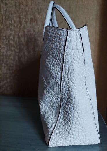 ağ qadın cantaları: Əl çantası, Burberry, Yeni — 7