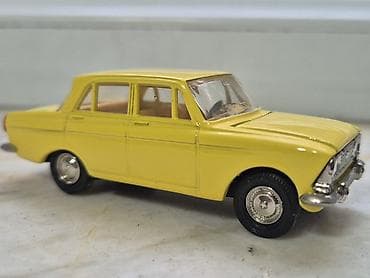 Moskviç model avtomobil – miqyas 1:43 - Brend/seriya: MOSKVITCH — 10