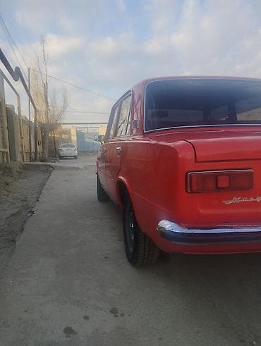 011 ucuz: VAZ (LADA) 2101: 1.7 l | 1984 il 20493 km Sedan — 4