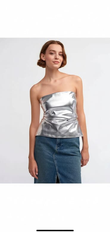 naxışlı qadın futbolkaları: Korset cox gozel galir eyinde 
Dilvin firmasinan almisham — 1