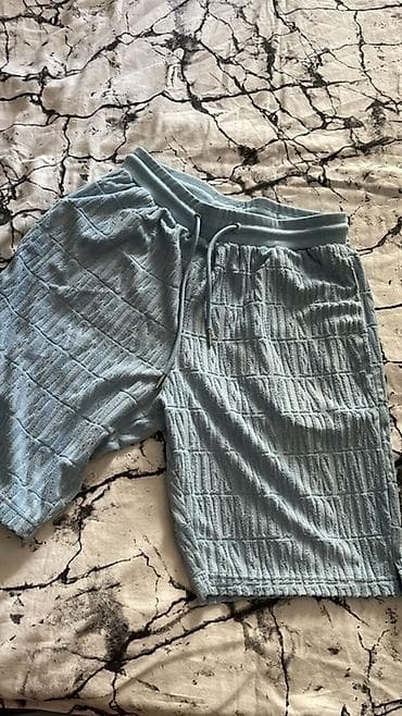 Yüngül mavi rəngli kişi şortiki - Material: yumşaq, toxumalı/trikotaj