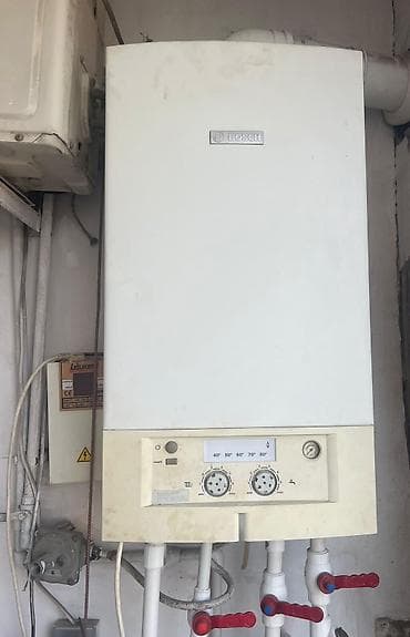 fen qizdiricilar: Kombi işlək vəziyyətdədir.Divara quraşdırılan Bosch su qızdırıcısı — 1