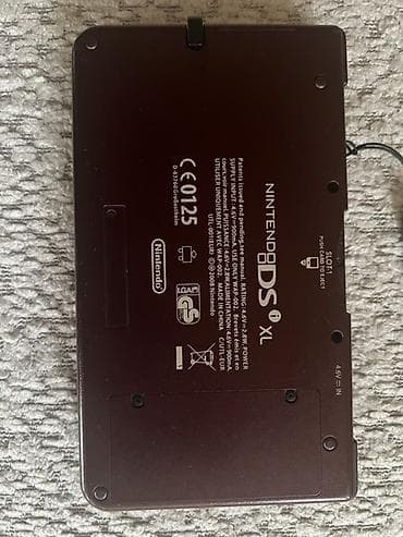 video reqistrator: Nintendo DSi XL – bordo rəngli portativ konsol Xüsusiyyətlər: - — 1