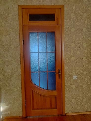 fistiq qapi: İşlənmiş Otaq qapısı 90x240 sm Şəbəkə ilə, Ödənişli çatdırılma — 1