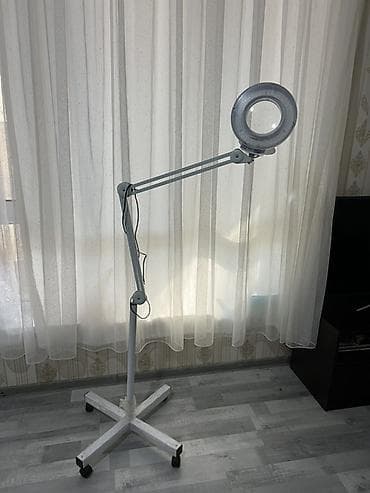 Текстиль: Təkərli dayaq üzərində lupalı işıqlandırma lampası - Böyük dairəvi — 1