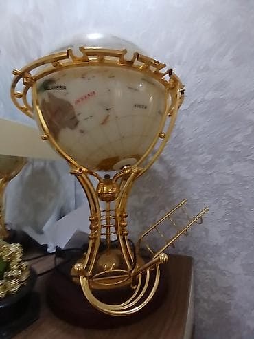 usta ləvazimatları: Cox gözəl hədiyyəlikdi.iş kaninetlərinə çox gözəl yaraşır.xarıcdən — 1