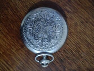 kohnə pul alıram: Başlıq: Salam aleykum! saat satılır markası SEKONDA dır və arginaldır — 2