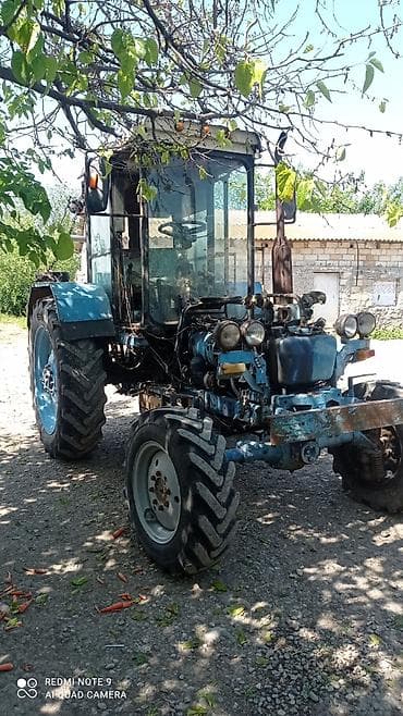 şuşə: Traktor MTZ (Belarus) tipli, ön güclü körpü ilə. - Dizel mühərrik, ön — 3