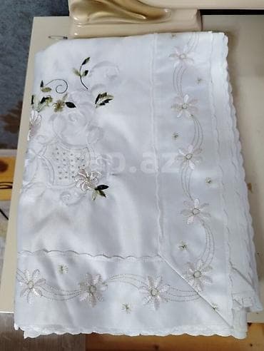 Yeni rəng - Ağ Satin Süfrə, Ünvandan götürmə