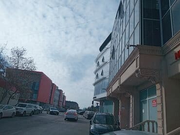 Alfa Romeo: İcarəyə verilən ofis sahəsi. Babek pr 31, ağ şəhər ctiy park ilə — 1
