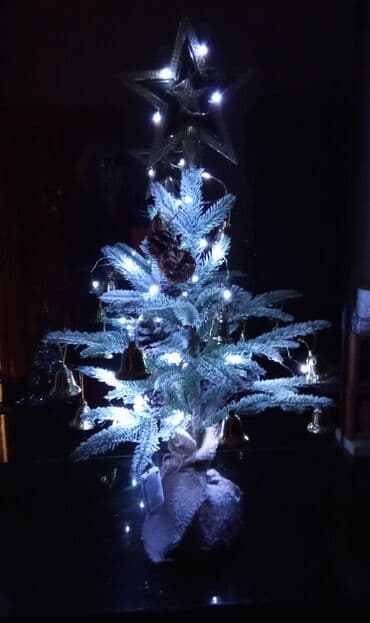 новогодняя елка: Ёлка искусственная новая 57 см продаёттся с игрушками — 4