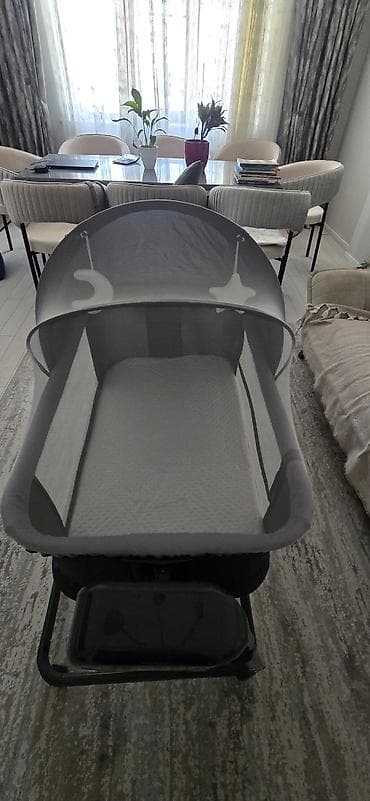hava matras: Oğlan və qız üçün, Dördbucaq, Beşik, Matras ilə, Yellənmə mexanizmsiz — 2