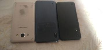 televizor wifi smart: Smartfonlar dəsti - 3 ədəd smartfon birlikdə. - Sol model: Samsung — 3