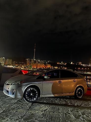prius bolt: Toyota Prius: 1.8 l | 2010 il Hetçbek — 9