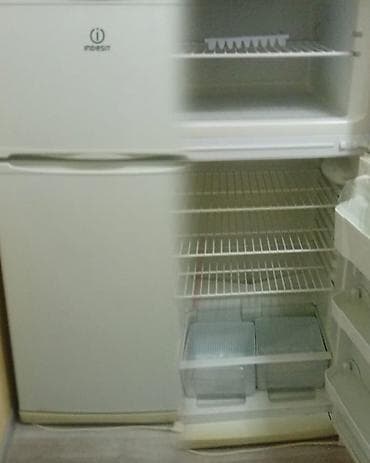 ev soyuduculari: 2 qapılı Indesit Soyuducu Satılır, rəng - Ağ — 1