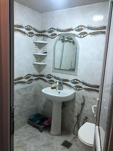 bulbulede evler: 1 otaqli iki otaga duzelip kuxna balkonda yerlesir temirli paltar — 6