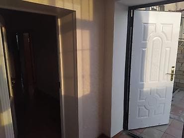 kiraye ev berde: Sarayda 3 otaqli bos heyet evi kiraye verilir .Istilik iran peci — 5