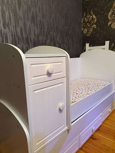 Салонная, медицинская мебель: Для девочки и мальчика, Б/у, Четырехугольная, Колыбель, С матрасом, С механизмом качания — 3