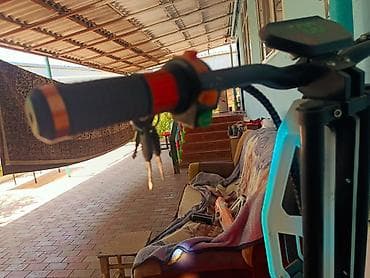 Elektrik nəqliyyatı: Ağır şassili, güclü elektrik skuter - Güclü alüminium karkaslı — 2