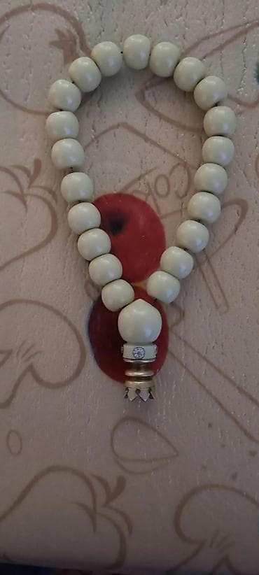 Dəvə sümüyünən təsbek