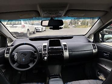 ucuz priuslar: Toyota Prius (ikinci nəsil) hibrid hetçbekMaşın yaxşı veziyyetdedir — 7