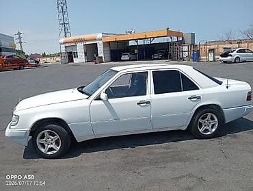 mersedes saat: Mercedes-Benz E 230: 2.3 l | Sedan — 3