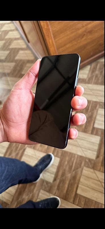 Mətbəx texnikası: Samsung Galaxy S22, rəng - Qara, Simsiz şarj — 2