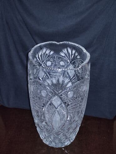 ivan mariya gulu: Bir vaza, Xrustal — 3