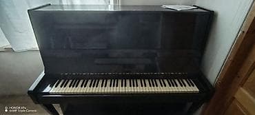 куплю синтезатор бу: Upright pianino – klassik qara rəngdə, parlaq korpuslu. 88 klavişli — 2