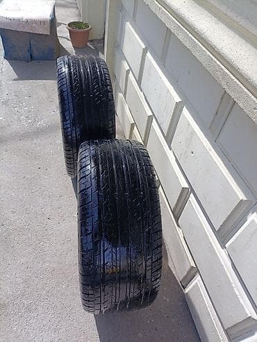 Digər nəqliyyat: Şin Roadstone 215 / 50 / R 13 — 4