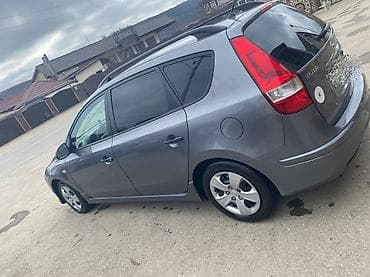 avtomobil satış: Hyundai i30: 1.4 l | 2011 il Universal — 3