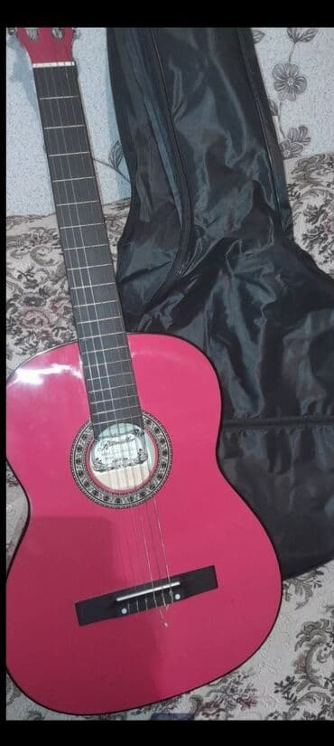 купить бу гитару: Tezedir.Hediye gelib uşağa.İstifade olunmadığından esas qiymetinden — 2