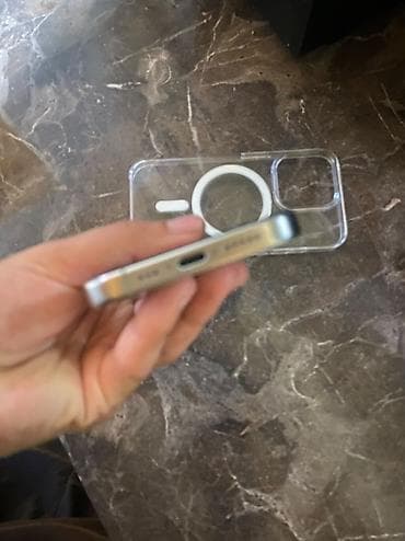 balaca iphone: IPhone 15 Pro, 128 GB, Natural Titanium, Simsiz şarj, Face ID — 6