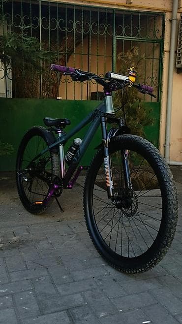 Isiq satilmir - Çərçivə: alüminium hardtail, müasir geometriya -