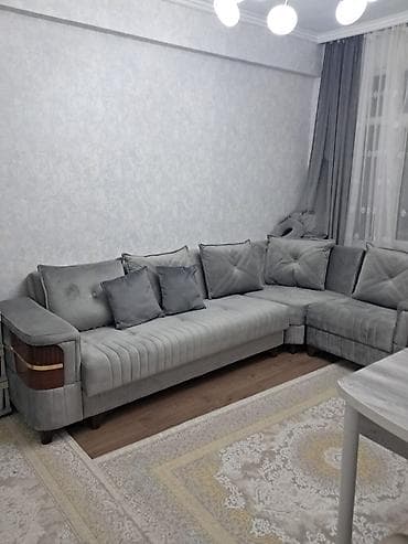 Mənzillər: Metro.Gənclik .1.dəqiqəlik. Ata Türk prospektində. 6-mərtəbəli — 3