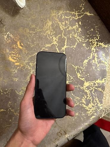 ayfon s: IPhone 15 Pro, Qara — 2