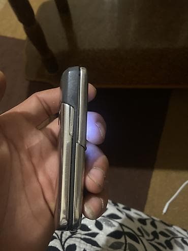 nokia telefon: Nokia rəng - Gümüşü, Düyməli — 4