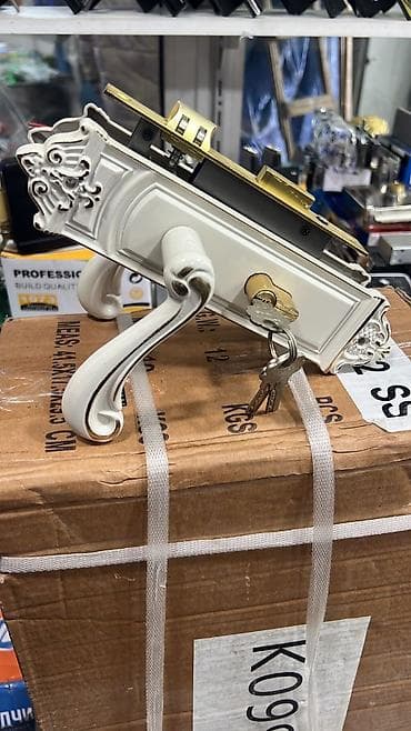 Furnitura və aksessuarlar: Qapı dəstləri və qapı qapanma mexanizmləri Məhsul xüsusiyyətləri: - — 5