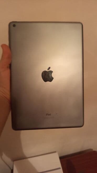 ipad satışı: İşlənmiş Apple iPad 9 (2021), 10,2", 64 GB, Ödənişli çatdırılma — 1