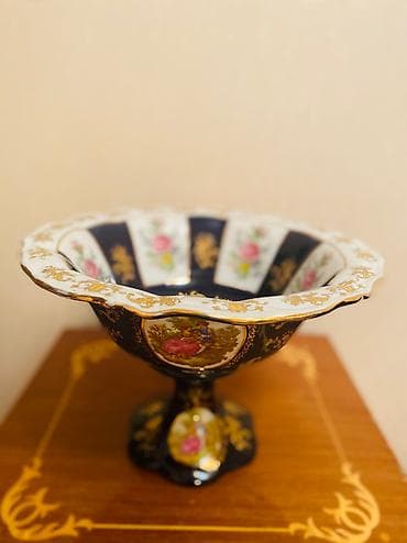 divar ucun dekor: Böyük vaza qedimlerden cox böyük — 2