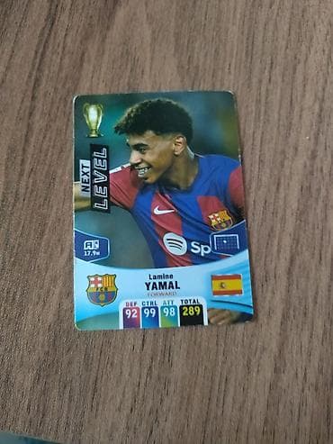 Bu futbol kartı "Next Level" seriyasına aid Lamine Yamalın təsvirini — 1