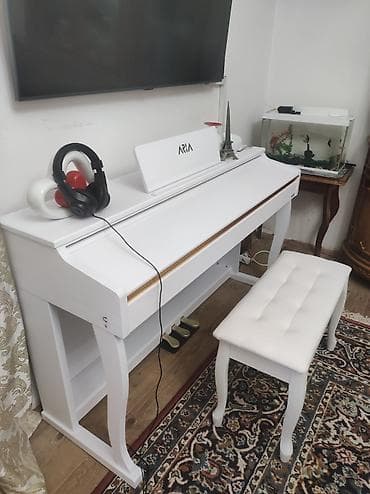 gitara klasik: Aria AR-8817 rəqəmsal pianino – ağ rəngdə klassik kabinet dizaynı — 3