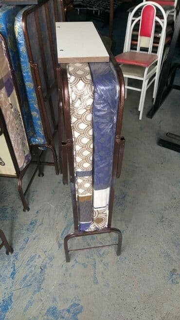 açılıb yığılan stollar: Yeni, Matraslı raskladuşka — 5