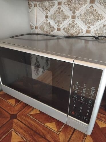 yemek isiden: Микроволновка Встраиваемая, цвет - Серый, Б/у — 2