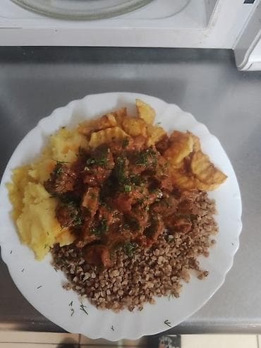 aşbaz iş: 35-yaşım var Pover işi axtarıram. Masqovada kafe sisteminde işləmişəm — 8