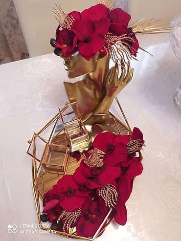 gundelik maşınlar: Şirniyyat vitrin qutuları və hədiyyə səbətləri üçün dekorativ set - — 10